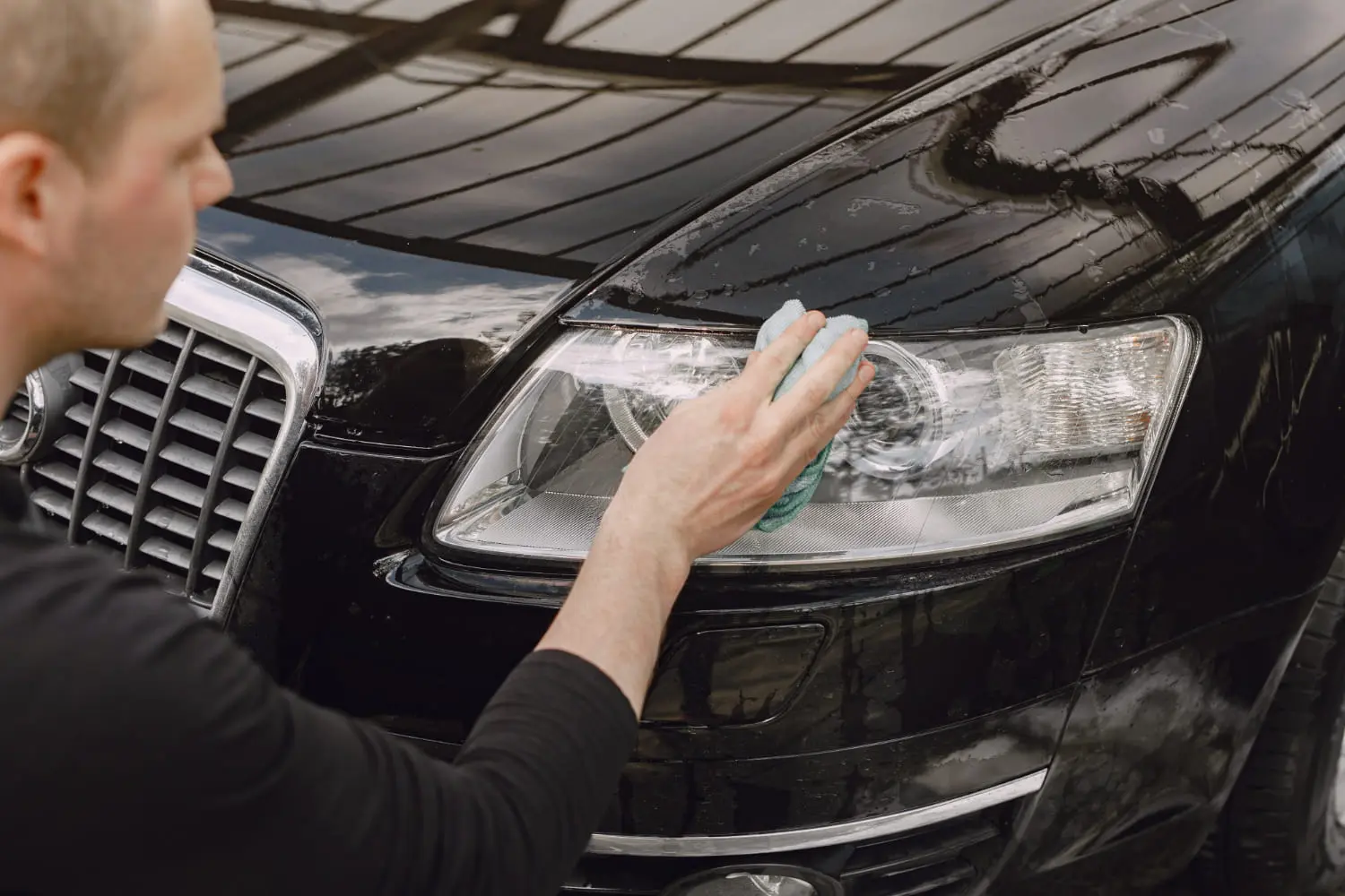 Restoring a foggy car headlight to improve clarity and nighttime road visibility